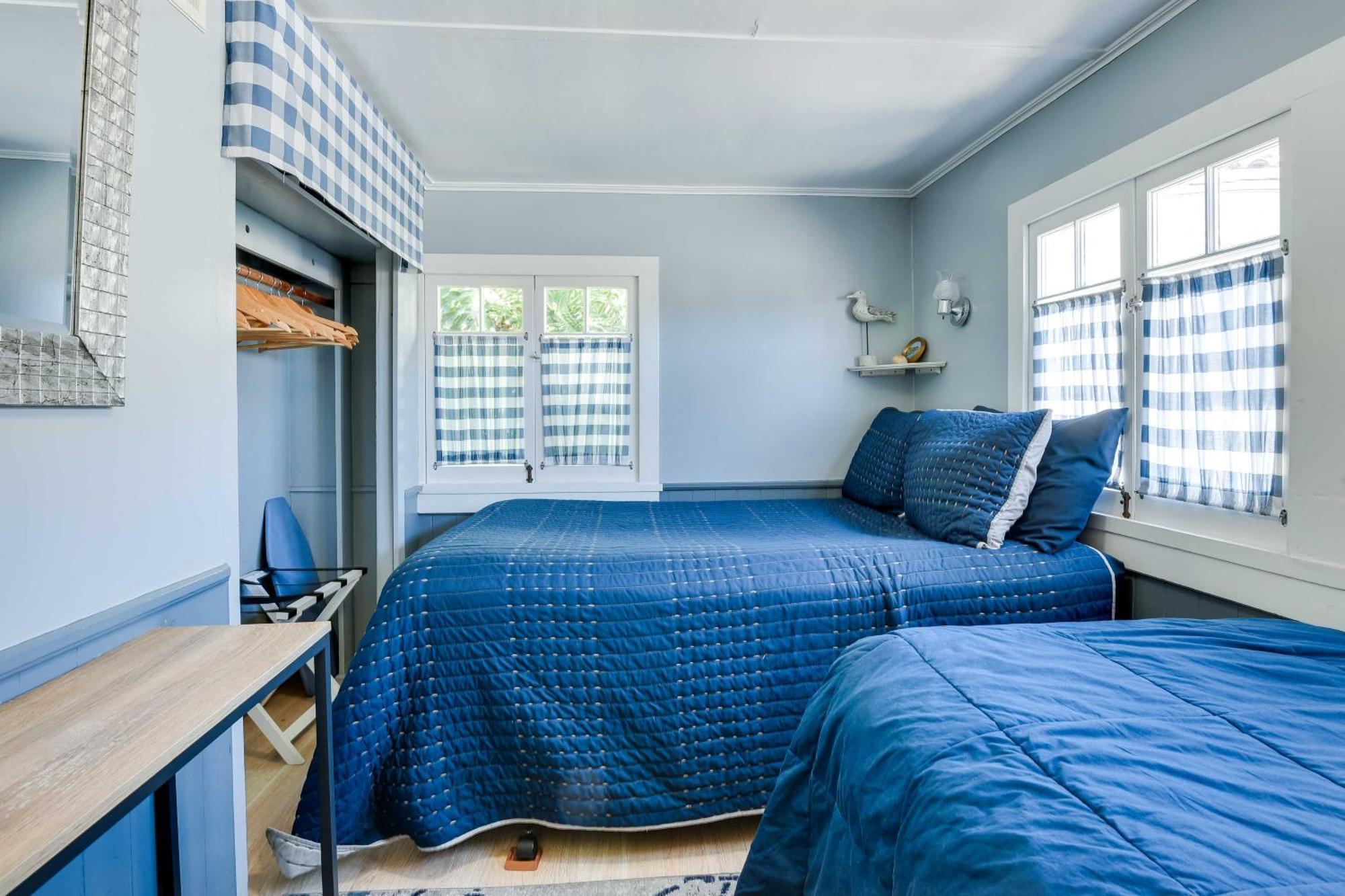 Charming Catalina Gem With Deck Walk To The Beach! Avalon Luaran gambar